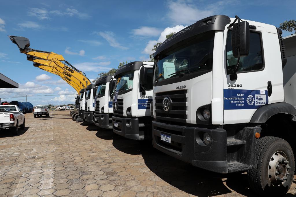 Prefeitura de Vila Bela recebe caminhão basculante para fortalecer agricultura familiar